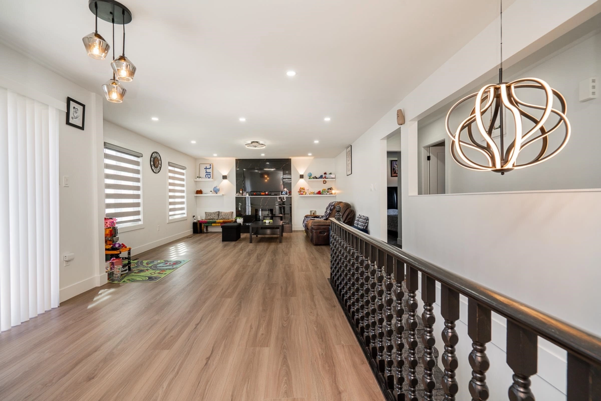 Primary Bedroom Photo of 17233 60 Avenue, Surrey, BC