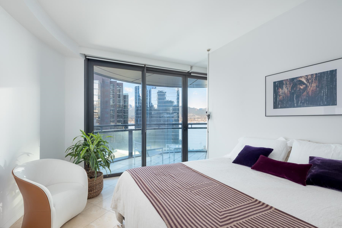 Basement Recreation Room Photo of 1507 838 W Hastings Street, Vancouver, BC