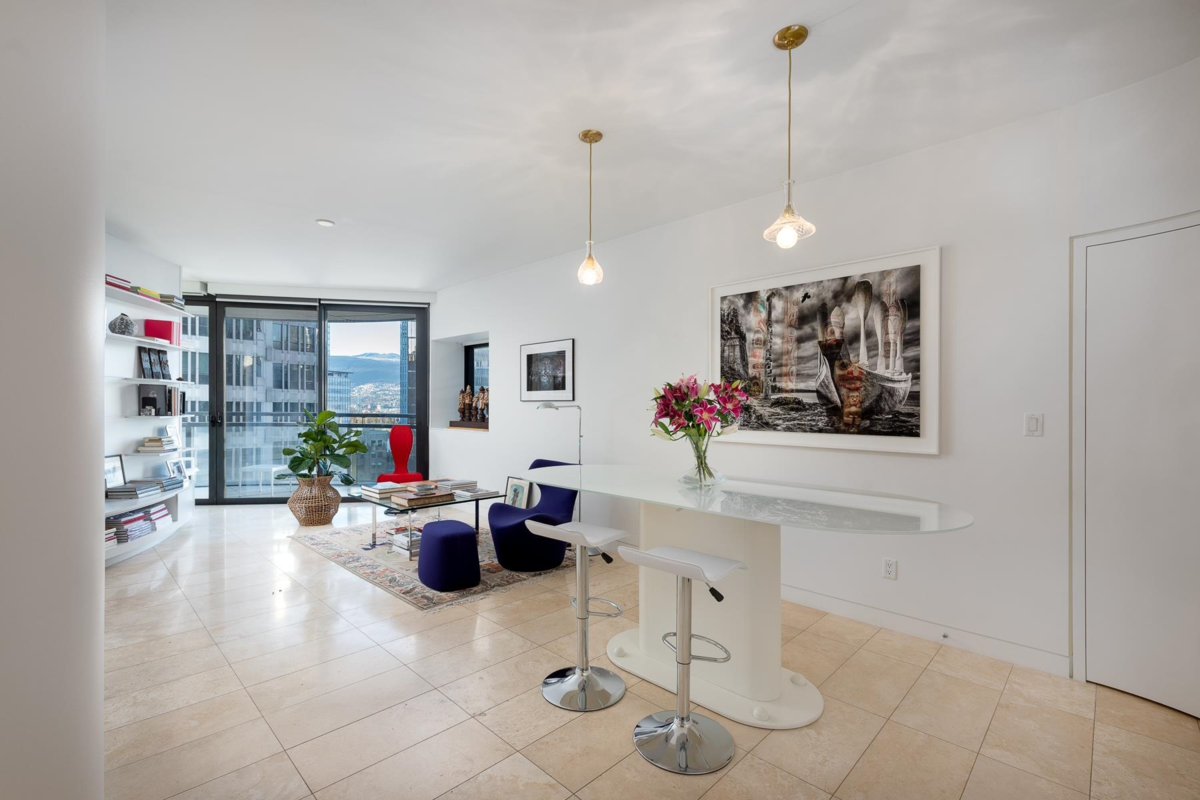 Breakfast Nook Photo of 1507 838 W Hastings Street, Vancouver, BC