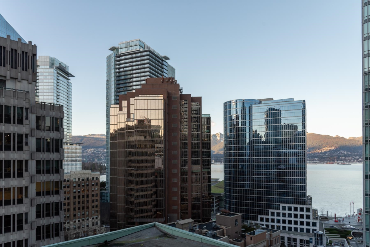 Entry Foyer Photo of 1507 838 W Hastings Street, Vancouver, BC