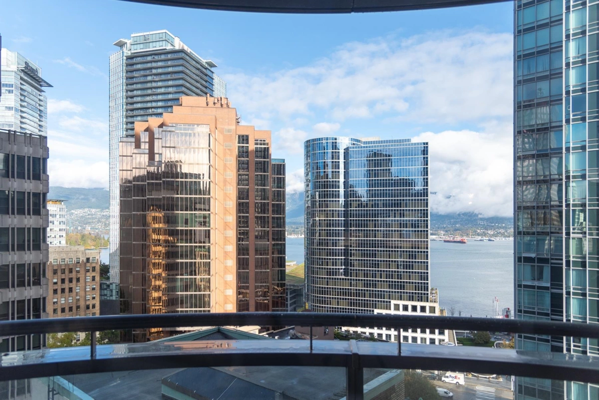 Loft / Bonus Room Photo of 1507 838 W Hastings Street, Vancouver, BC