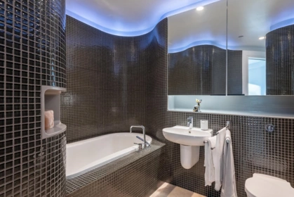Hot Tub / Spa Photo of 1507 838 W Hastings Street, Vancouver, BC