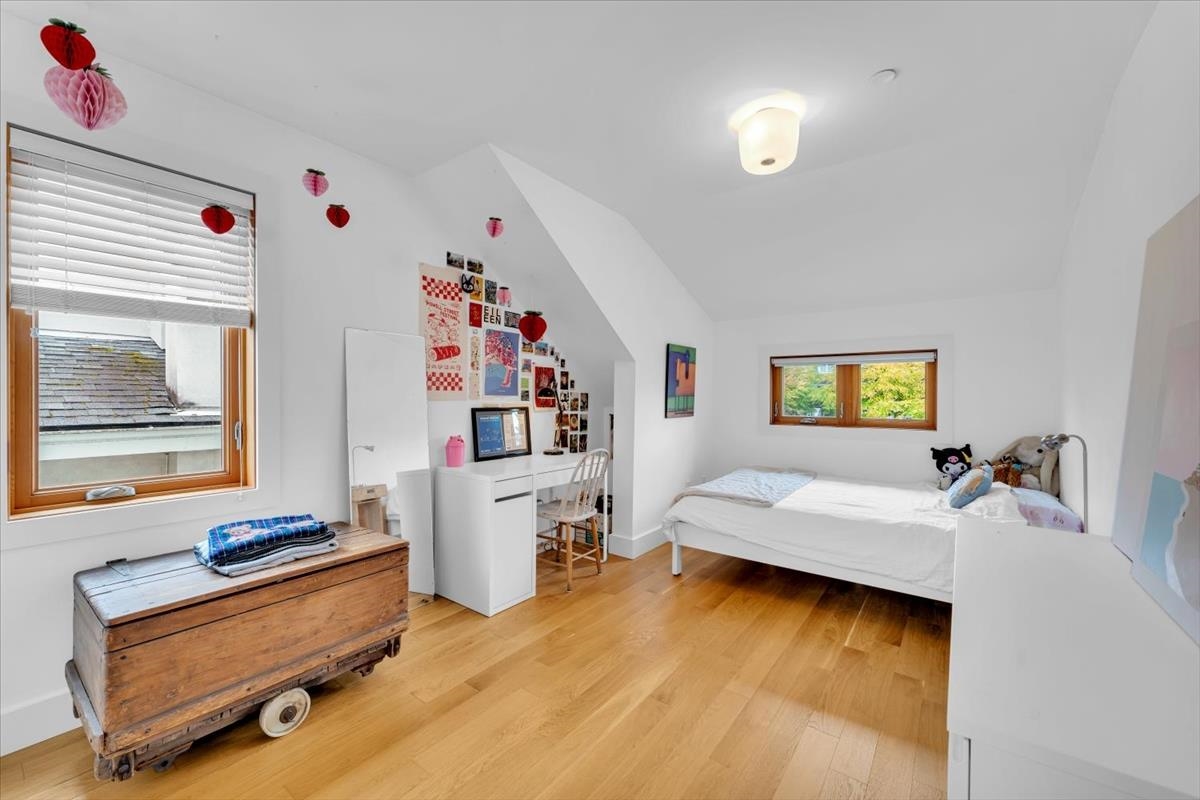 Outdoor Deck Photo of 57 W 17th Avenue, Vancouver, BC