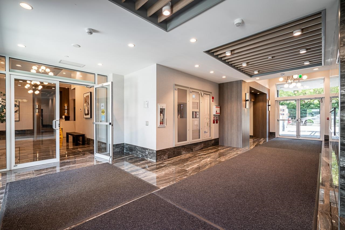 Family Room Photo of 2503 8551 201 Street, Langley, BC