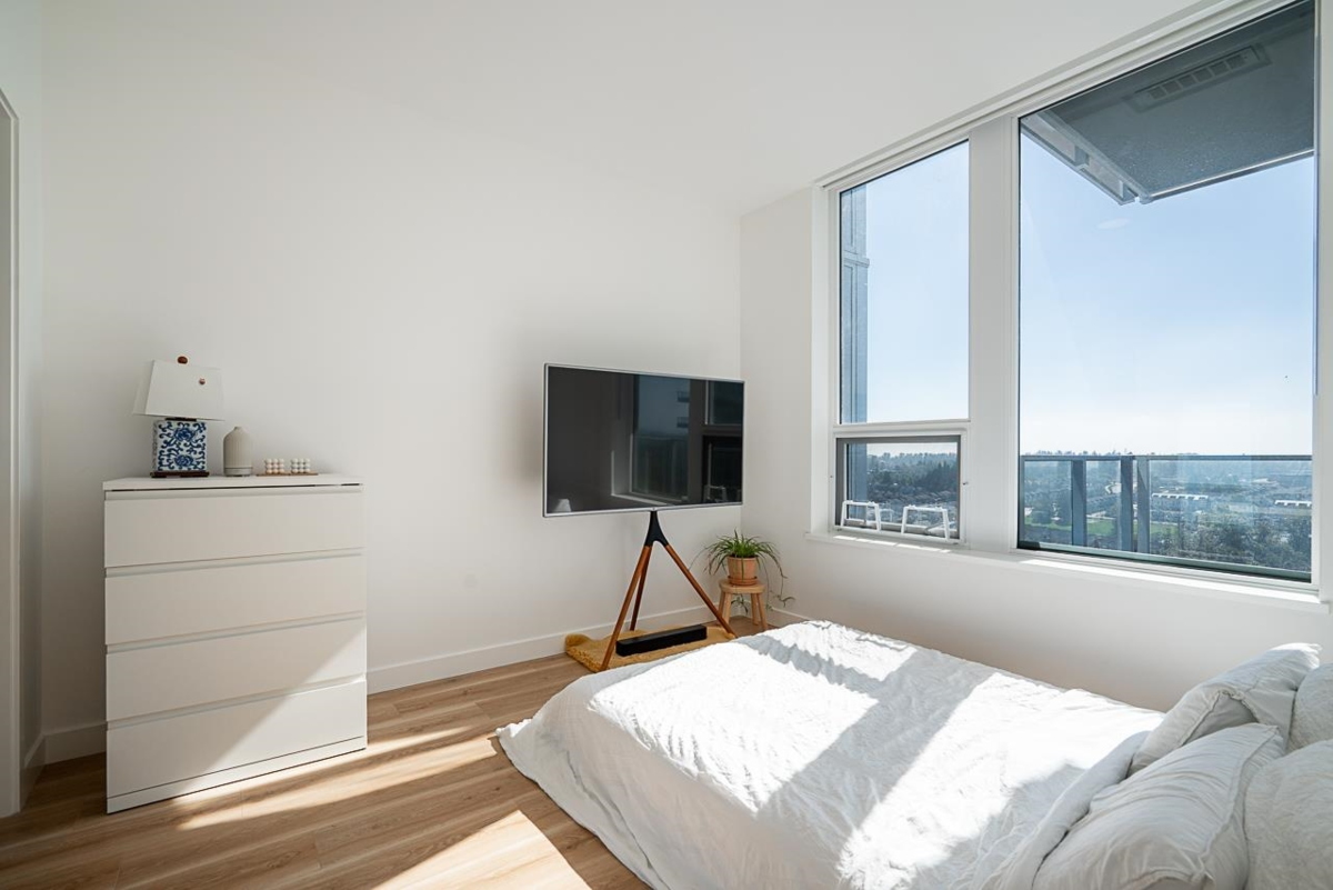 Guest Bathroom Photo of 2503 8551 201 Street, Langley, BC