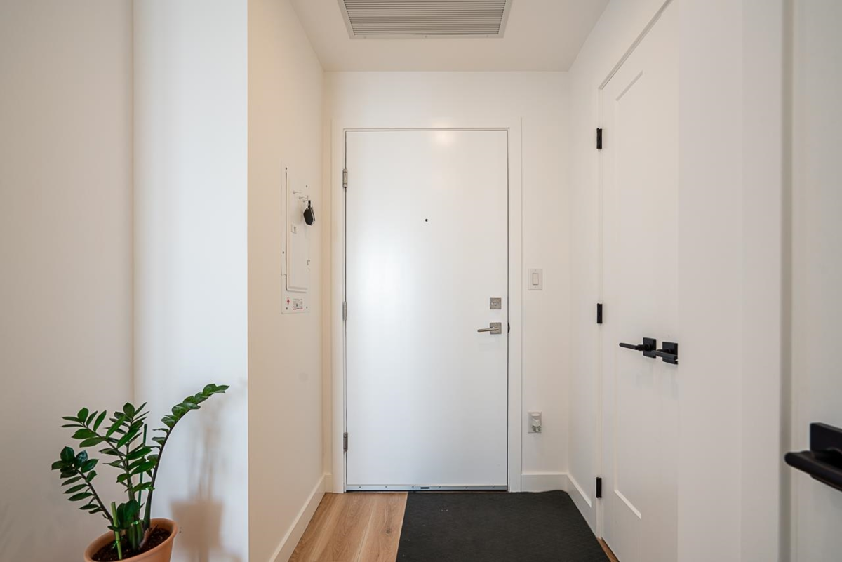 Kitchen Photo of 2503 8551 201 Street, Langley, BC