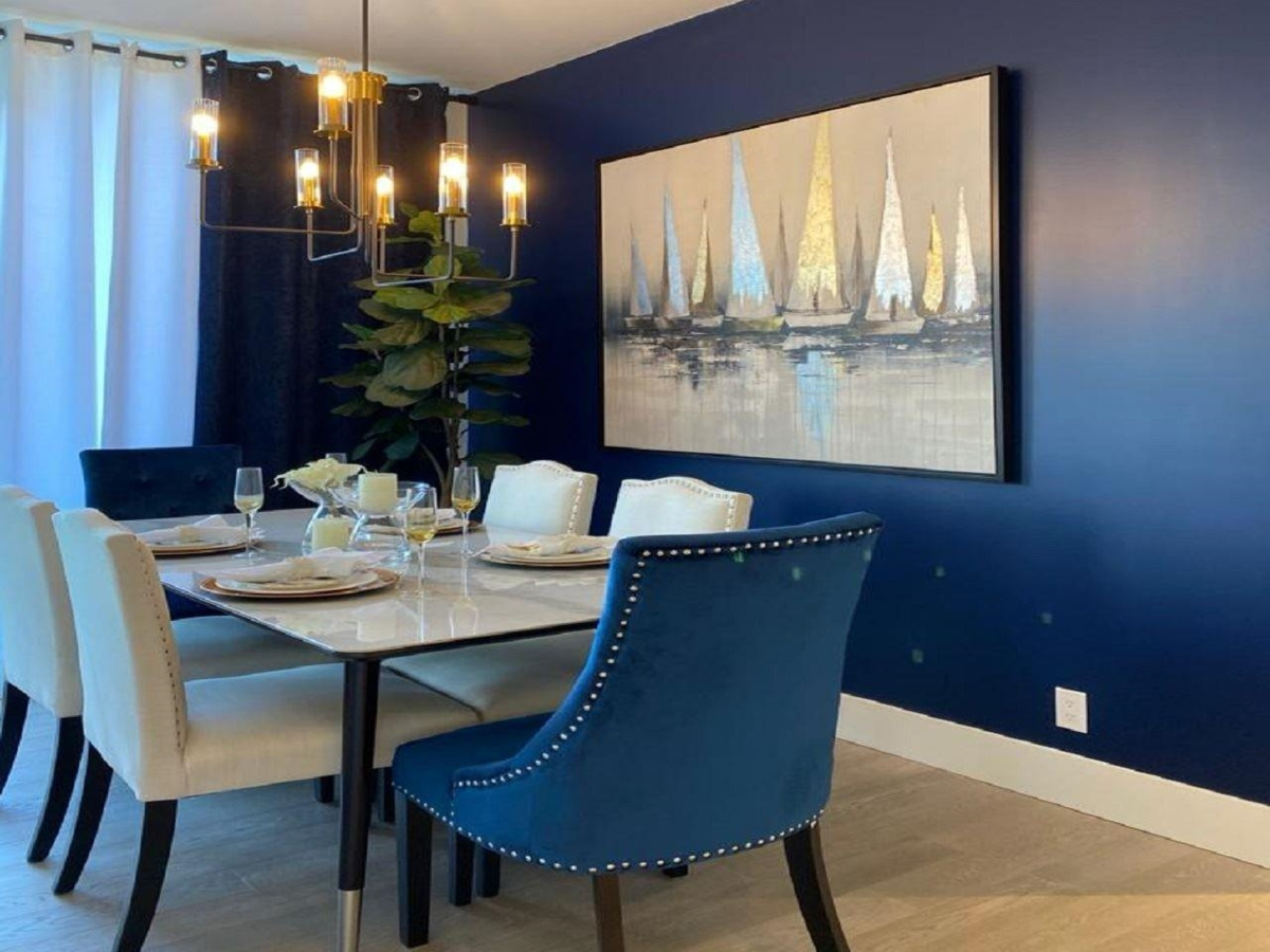 Primary Bathroom Photo of 2801 680 Seylynn Crescent, North Vancouver, BC