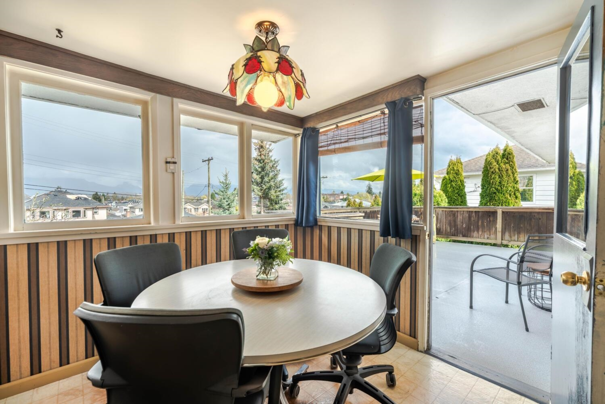 Primary Bathroom Photo of 349 Midlothian Street, Vancouver, BC