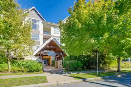 305 15265 17a Avenue, Surrey, BC, Surrey — Apartment/Condo for sale