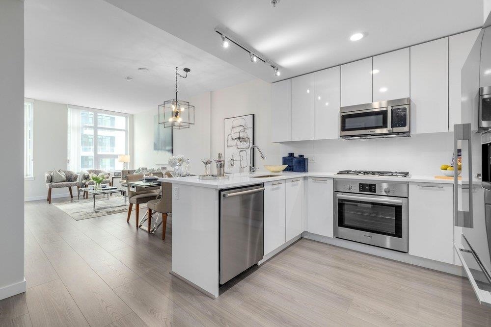 Walk-In Closet Photo of 1004 3268 Carscallen Road, Richmond, BC