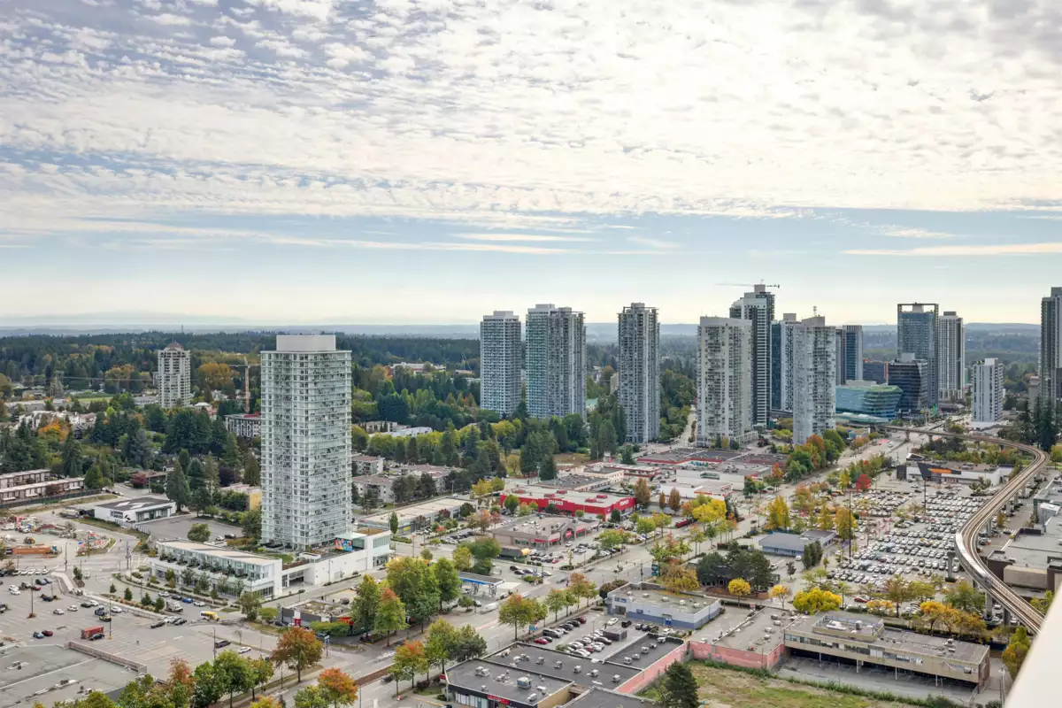 Laundry Room Photo of 3301 13495 Central Avenue, Surrey, BC