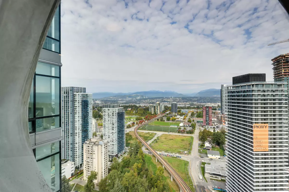 Primary Bedroom Photo of 3301 13495 Central Avenue, Surrey, BC