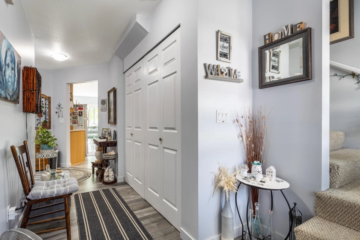 Bedroom 3 Photo of 2 765 School Road, Gibsons, BC