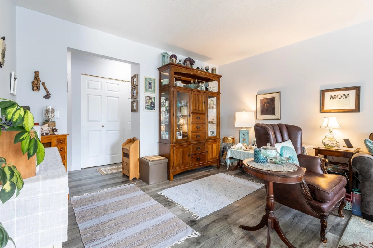 Exterior Rear Photo of 2 765 School Road, Gibsons, BC