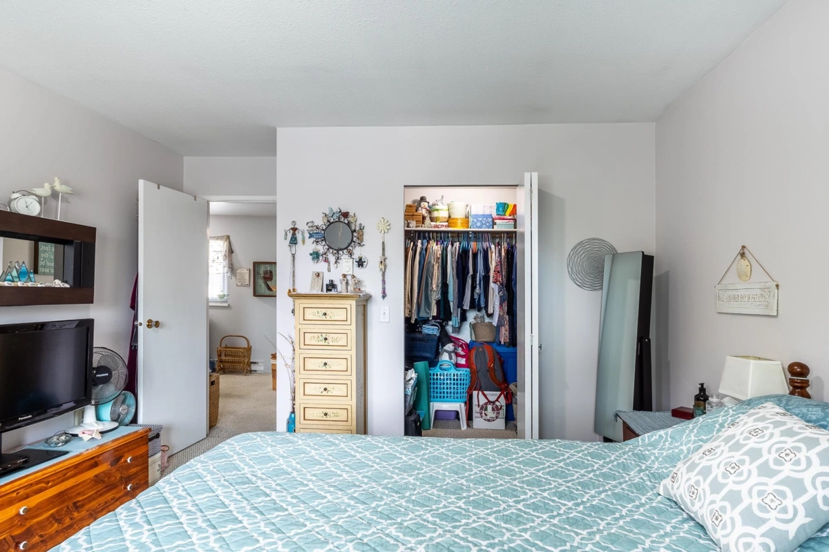 Hallway Photo of 2 765 School Road, Gibsons, BC