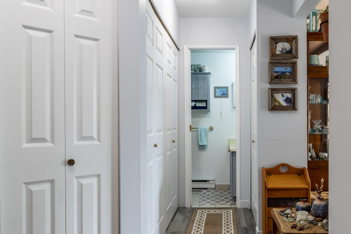 Primary Bedroom Photo of 2 765 School Road, Gibsons, BC