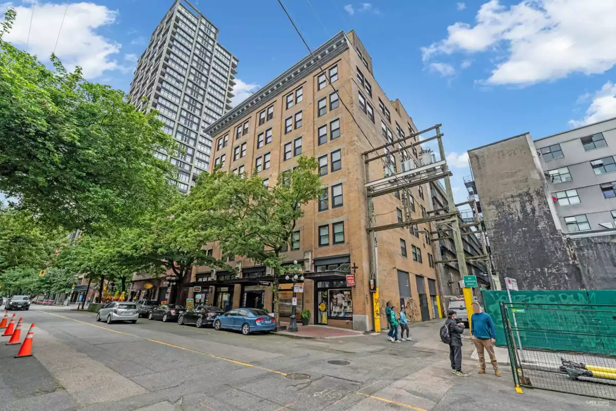 Living Room Photo of 301 233 Abbott Street, Vancouver, BC