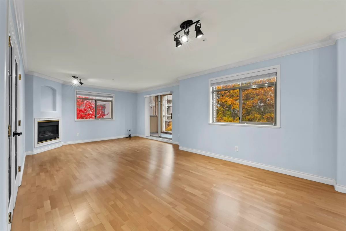 Entry Foyer Photo of A203 1258 Hunter Road, Delta, BC
