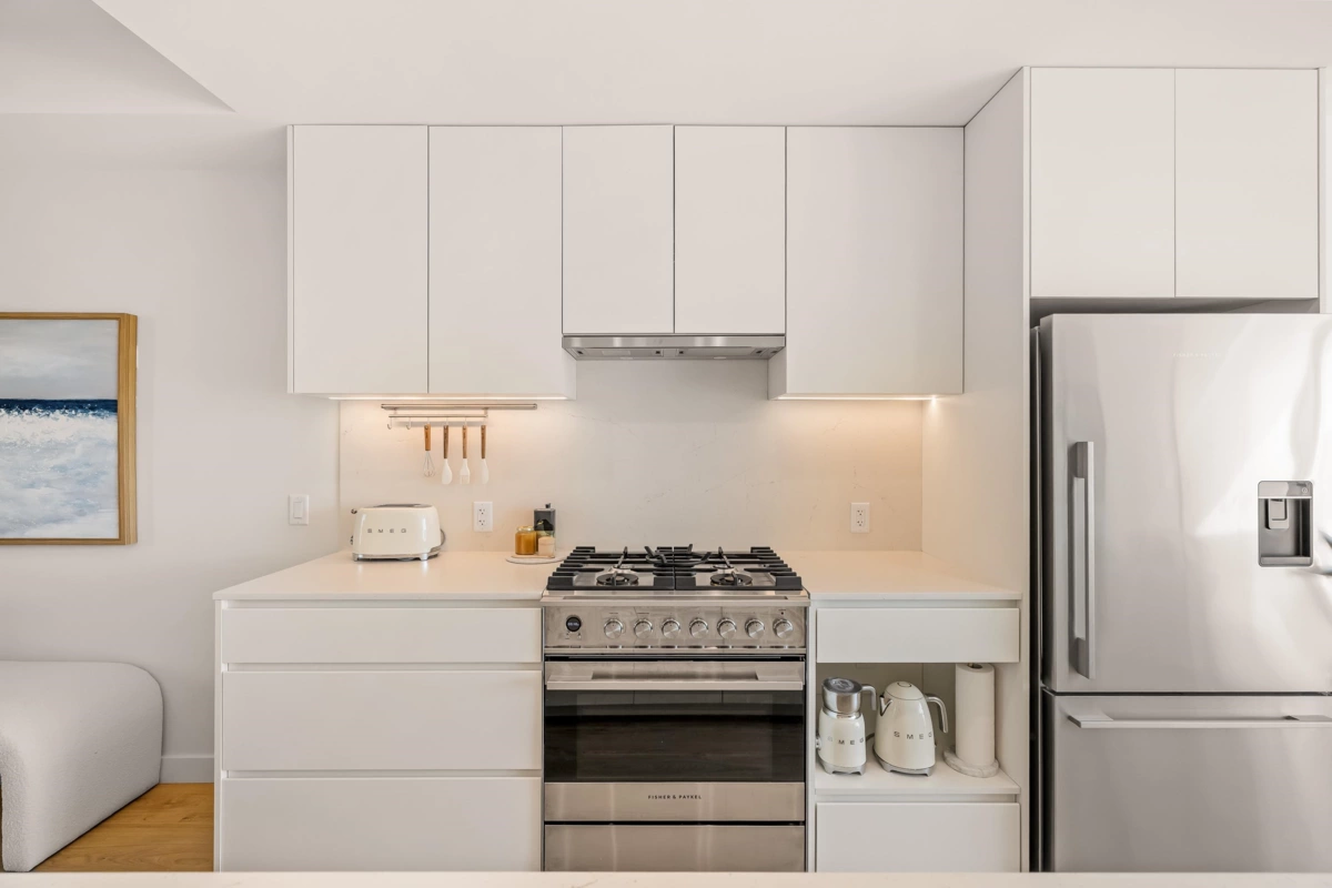 Breakfast Nook Photo of 26 6340 Market Avenue, Tsawwassen, BC