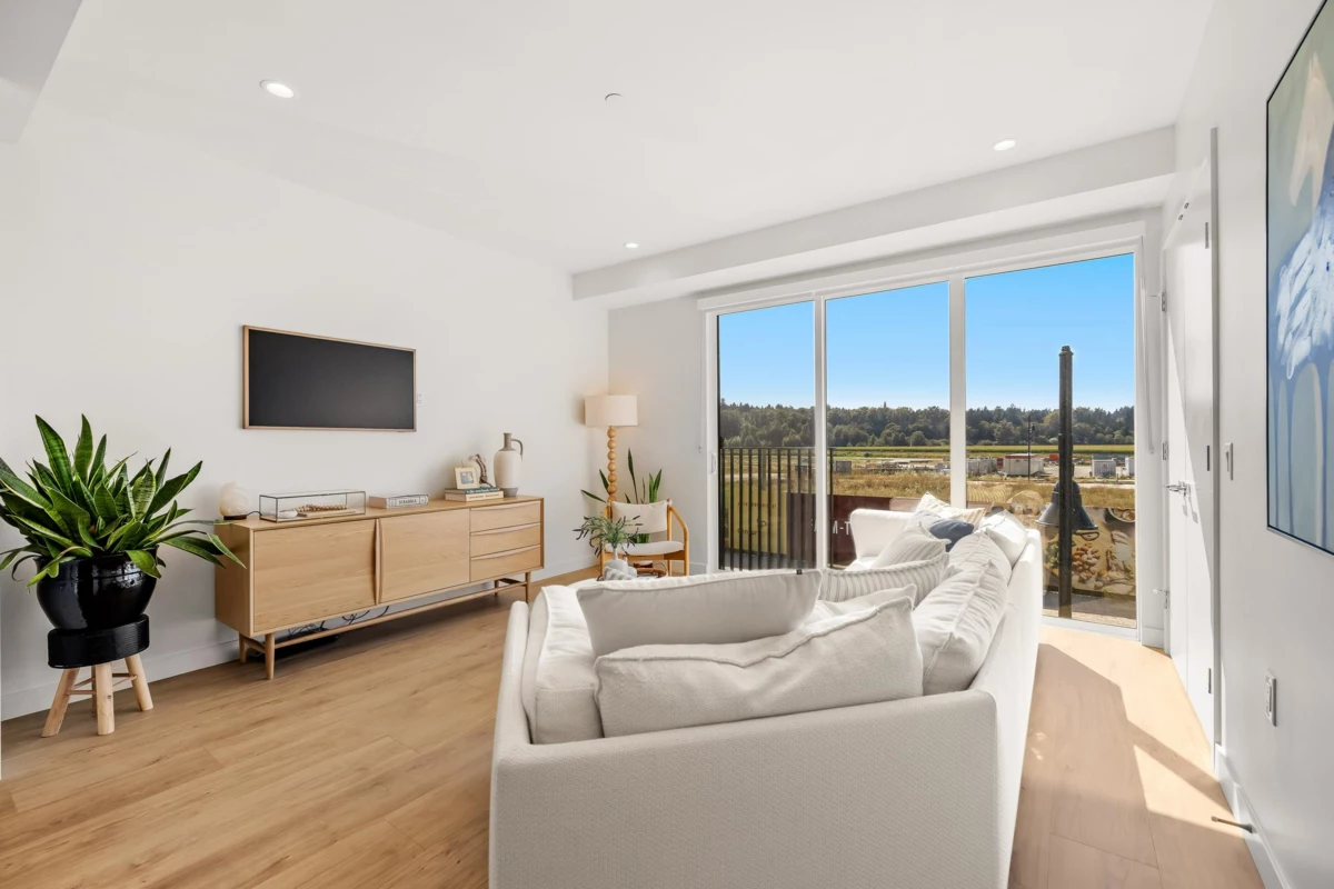 Family Room Photo of 26 6340 Market Avenue, Tsawwassen, BC