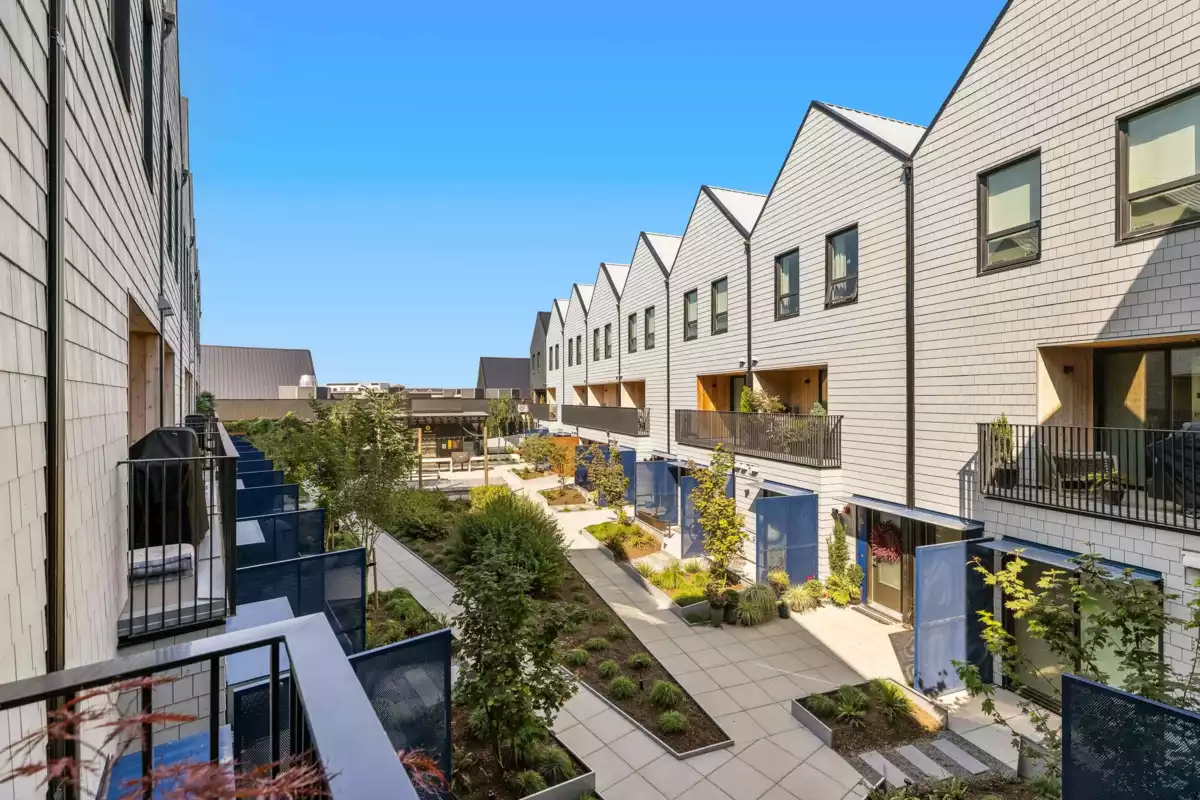 Office / Den Photo of 26 6340 Market Avenue, Tsawwassen, BC