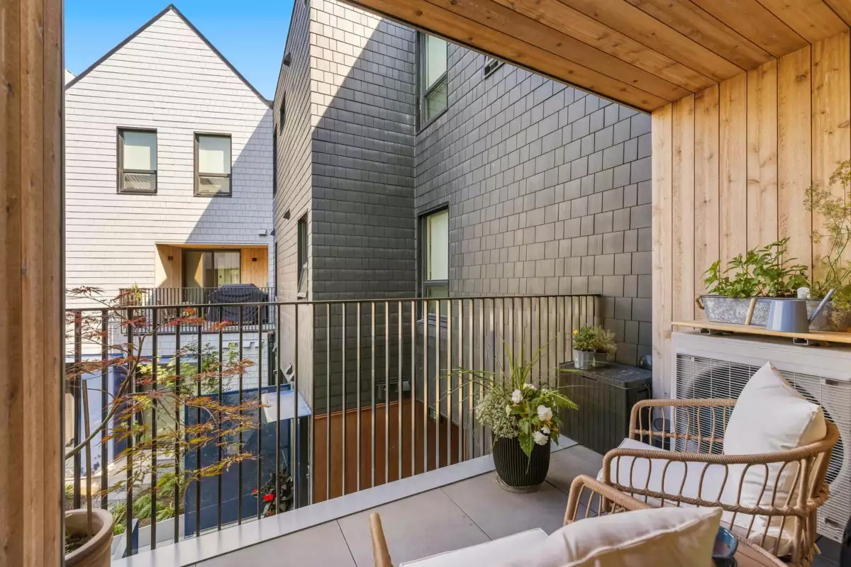 Powder Room Photo of 26 6340 Market Avenue, Tsawwassen, BC