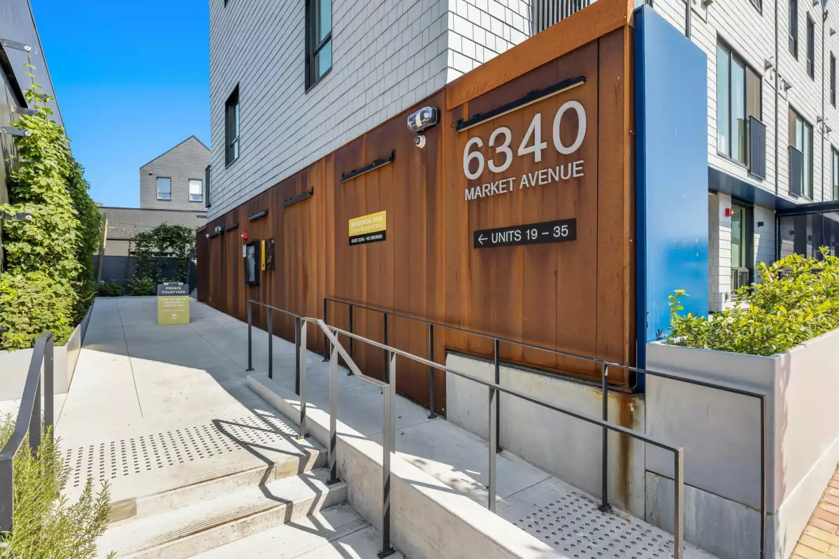 Swimming Pool Photo of 26 6340 Market Avenue, Tsawwassen, BC