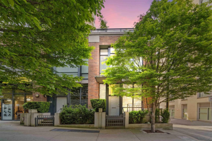 555 Helmcken Street, Vancouver, BC, Vancouver — Townhouse for sale