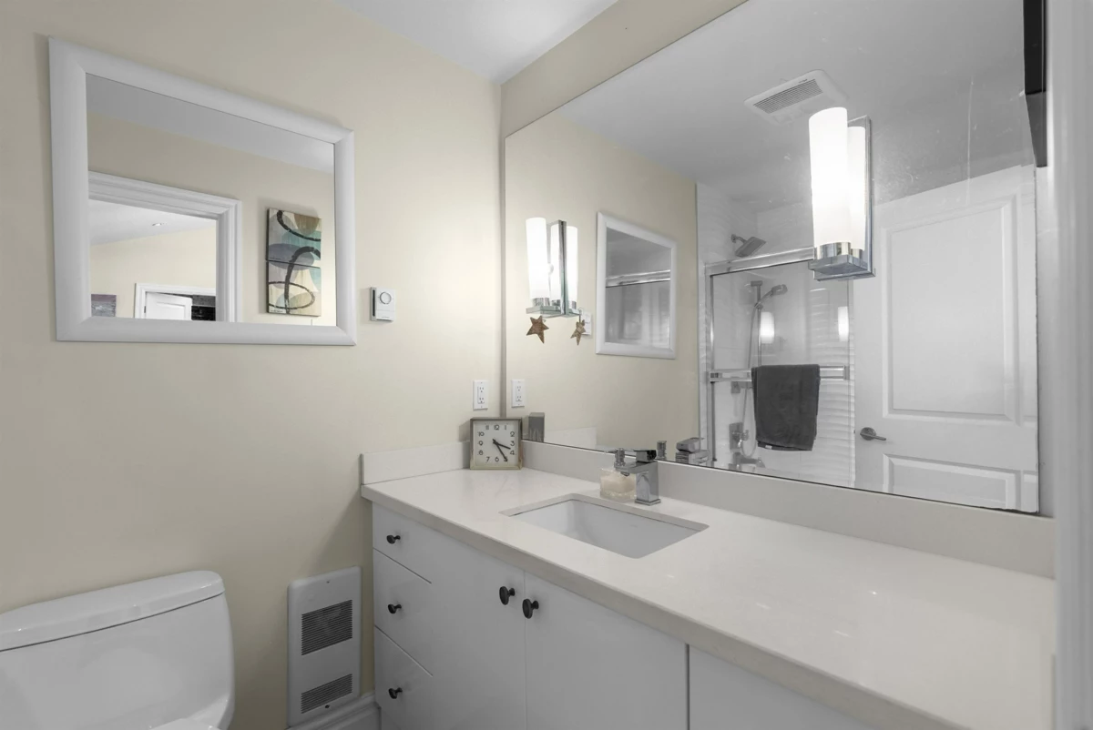 Office / Den Photo of 324 E 24th Street, North Vancouver, BC