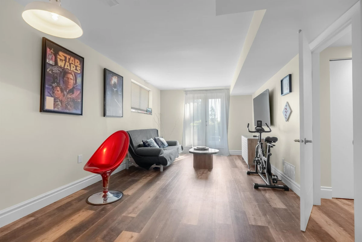 Outdoor Patio Photo of 324 E 24th Street, North Vancouver, BC