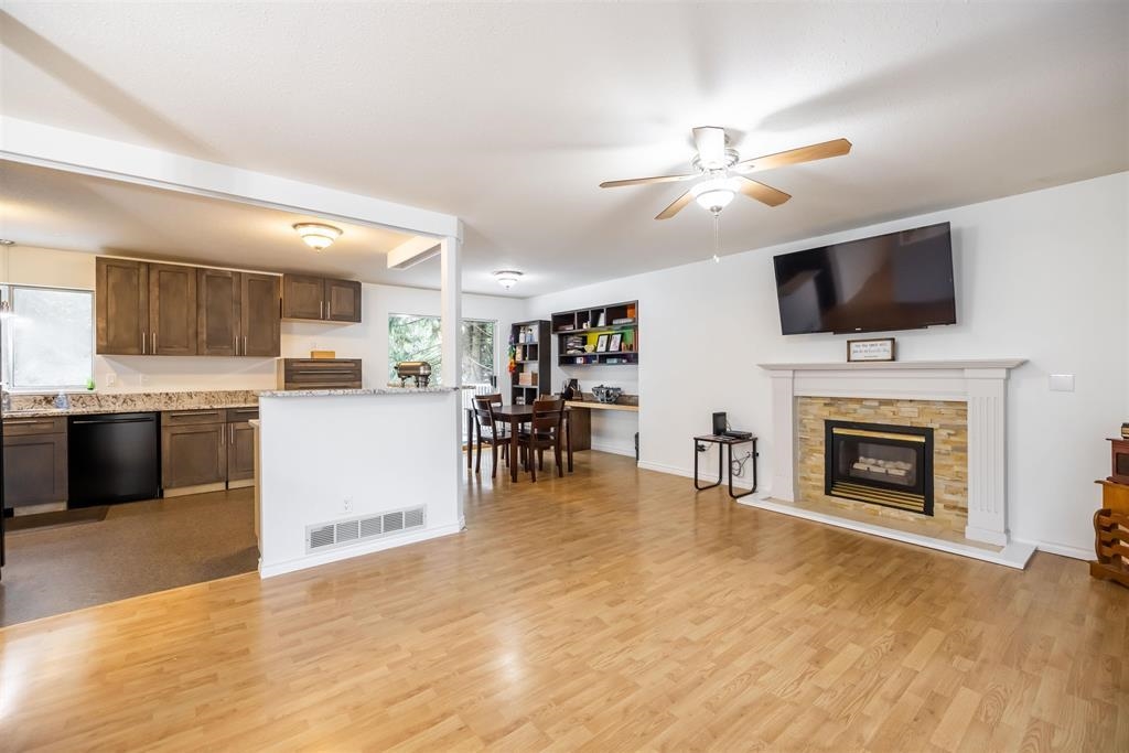 Living Room Photo of 7732 Pintail Street, Mission, BC