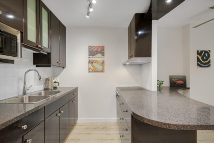 904 2012 Fullerton Avenue, North Vancouver, BC, North Vancouver — Apartment/Condo for sale