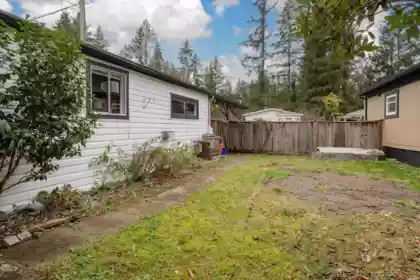 Backyard Photo of 23252 Calvin Crescent, Maple Ridge, BC