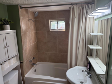 Guest Bathroom Photo of 23252 Calvin Crescent, Maple Ridge, BC