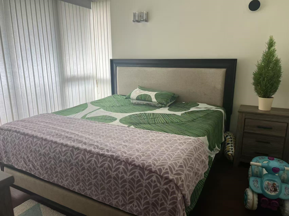 Dining Area Photo of 601 1408 Strathmore Mews, Vancouver, BC