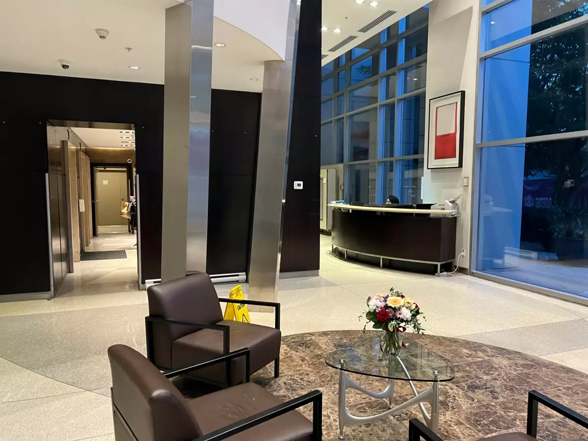 Guest Bathroom Photo of 601 1408 Strathmore Mews, Vancouver, BC