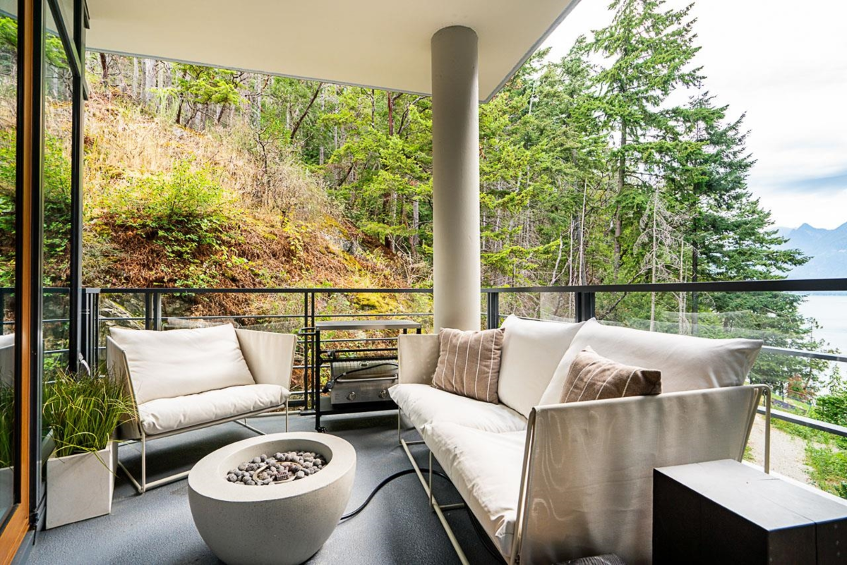 Bedroom 3 Photo of 401 6699 Nelson Avenue, West Vancouver, BC