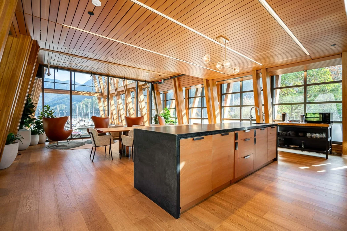 Laundry Room Photo of 401 6699 Nelson Avenue, West Vancouver, BC