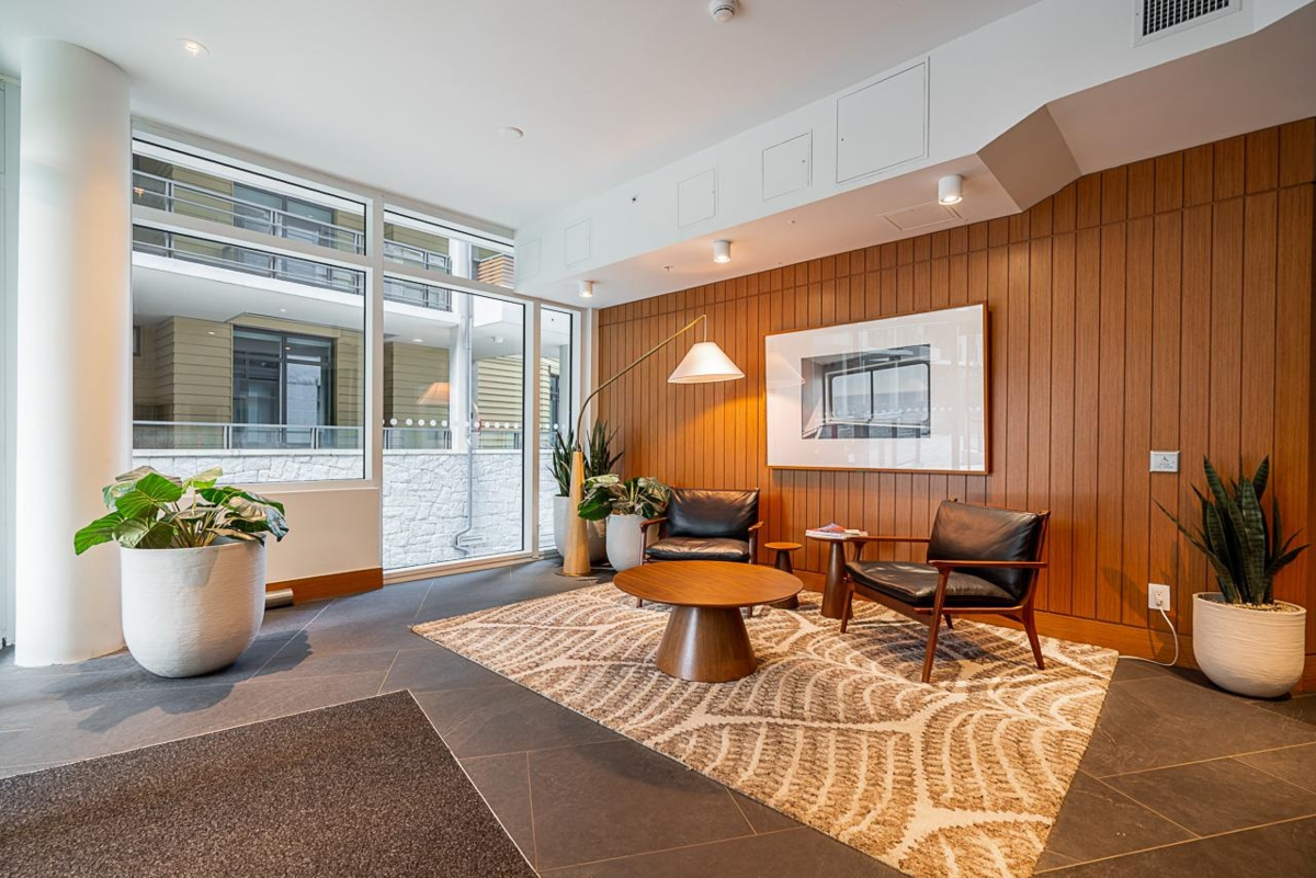 Office / Den Photo of 401 6699 Nelson Avenue, West Vancouver, BC