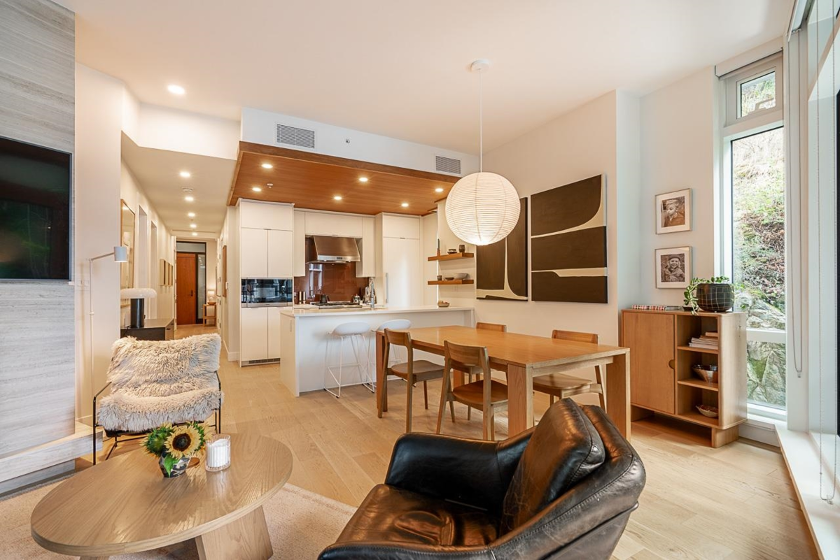 Pantry Photo of 401 6699 Nelson Avenue, West Vancouver, BC