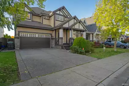 8197 211 Street, Langley, BC, Langley — Single Family Residence for sale