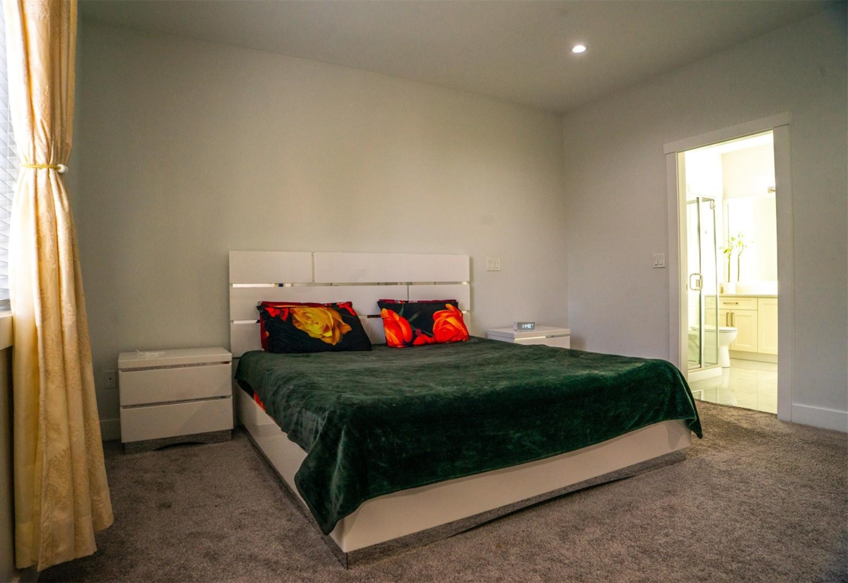 Laundry Room Photo of 45358 Westview Avenue, Chilliwack, BC