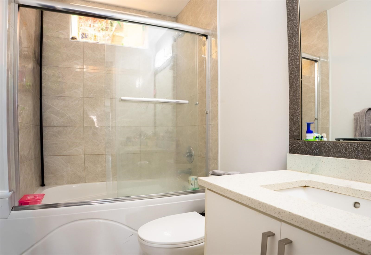 Swimming Pool Photo of 45358 Westview Avenue, Chilliwack, BC