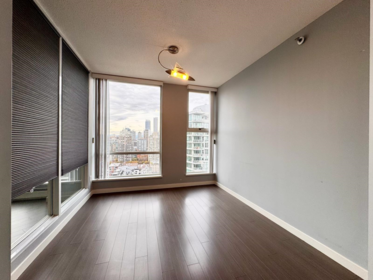3002 1009 Expo Boulevard, Vancouver, BC, Vancouver — Apartment/Condo for sale