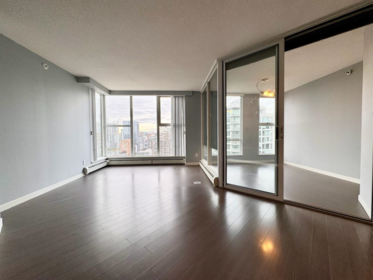 3002 1009 Expo Boulevard, Vancouver, BC, Vancouver — Apartment/Condo for sale