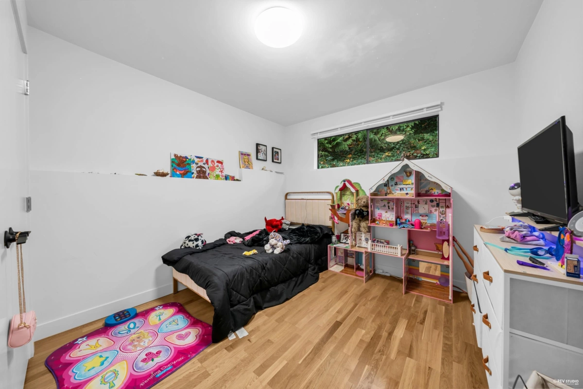 Outdoor Kitchen Photo of 7 Bignall Bay, Port Moody, BC