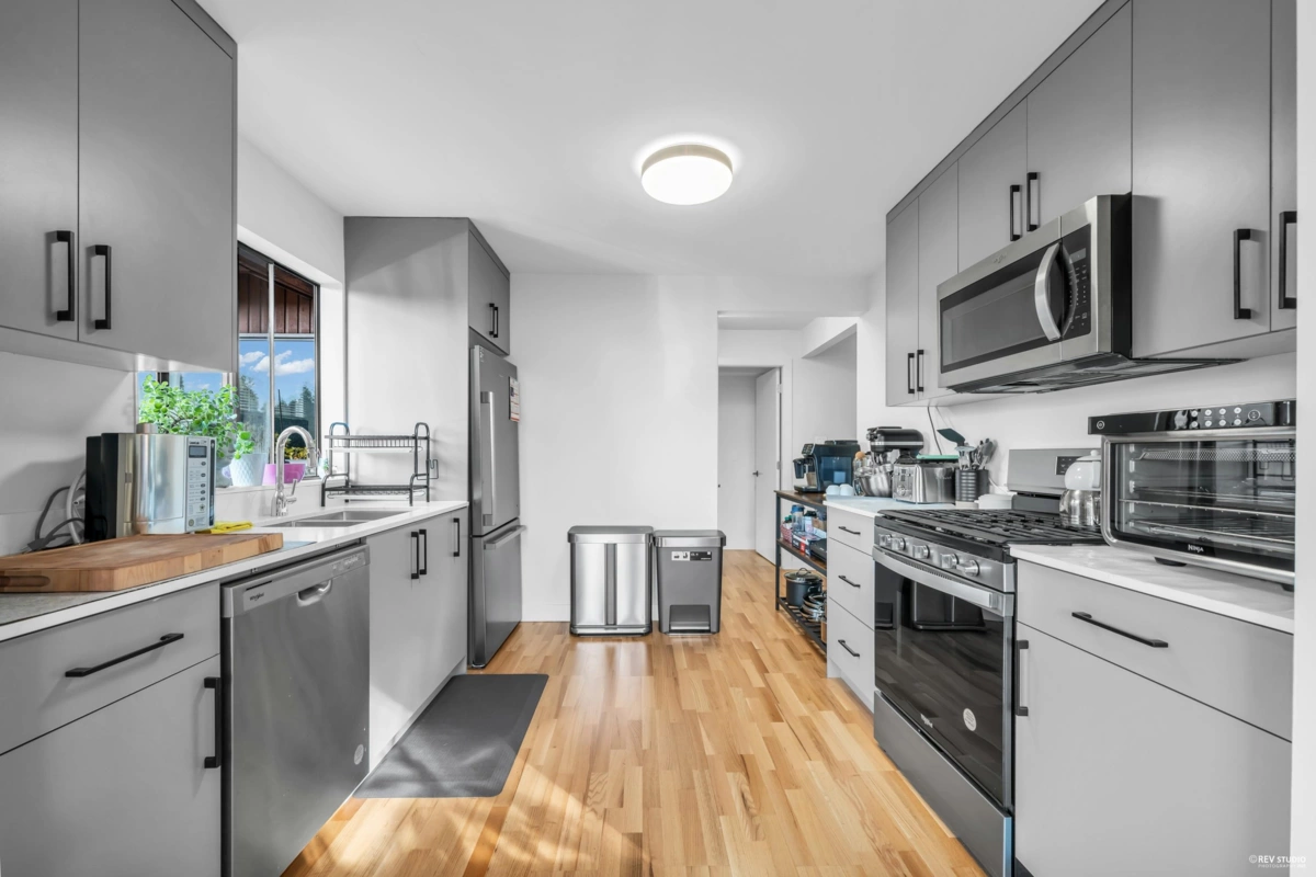 Primary Bedroom Photo of 7 Bignall Bay, Port Moody, BC