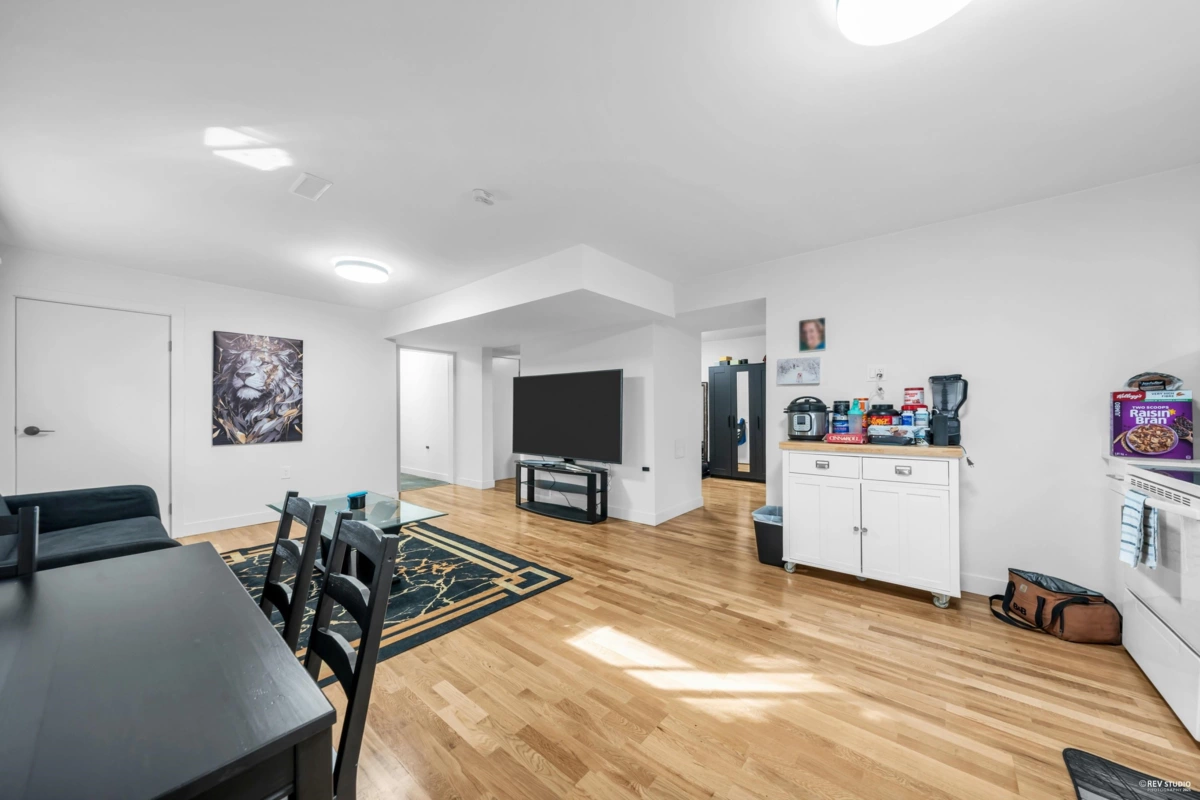 Staircase Photo of 7 Bignall Bay, Port Moody, BC