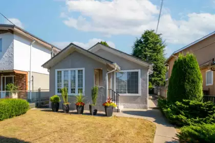 5020 Moss Street, Vancouver, BC, Vancouver — Single Family Residence for sale