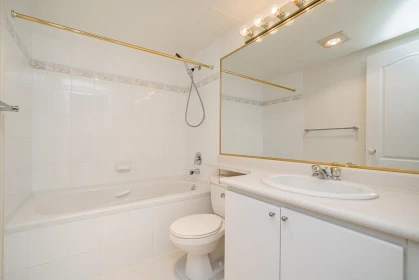 Hallway Photo of 607 5899 Wilson Avenue, Burnaby, BC